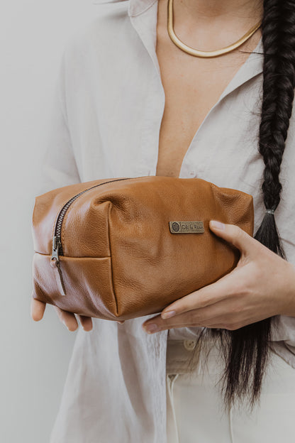 The Vanity Pouch