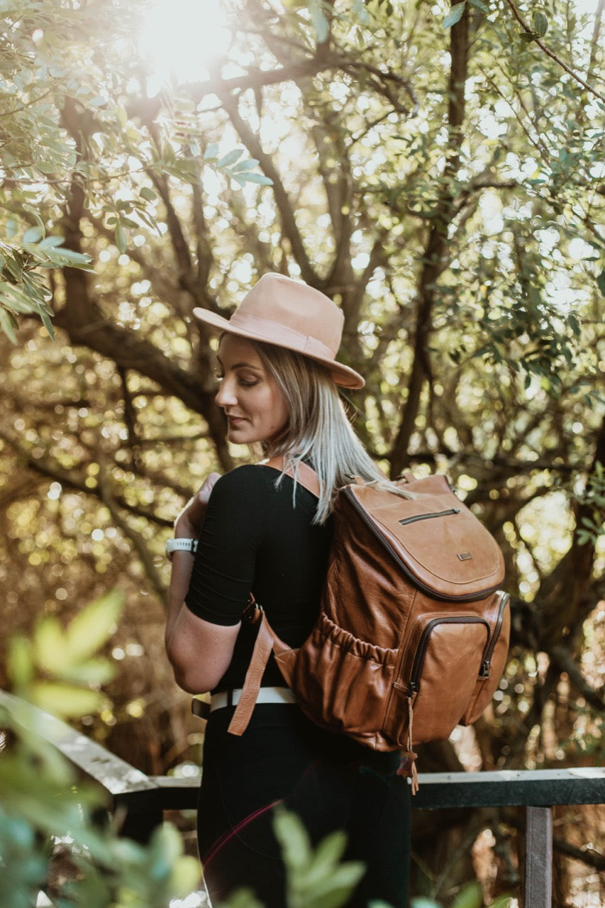 Nappy on sale backpack leather